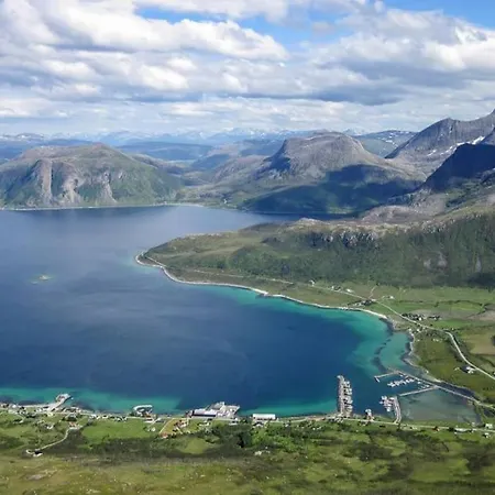 Beautiful House With A Unique And Spectacular View Kvaloya