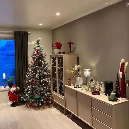 Beautiful House With A Unique And Spectacular View *
