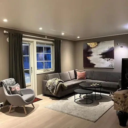 Beautiful House With A Unique And Spectacular View * Kvaloya