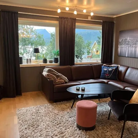Beautiful House With A Unique And Spectacular View Villa Kvaloya